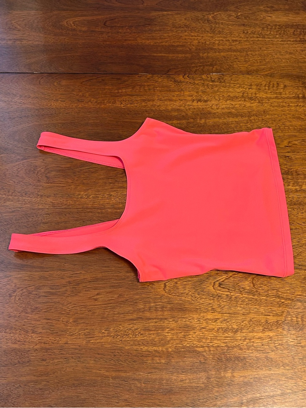 ALO Yoga Softsculpt Precision Tank in Candy Red - Picture 5 of 7